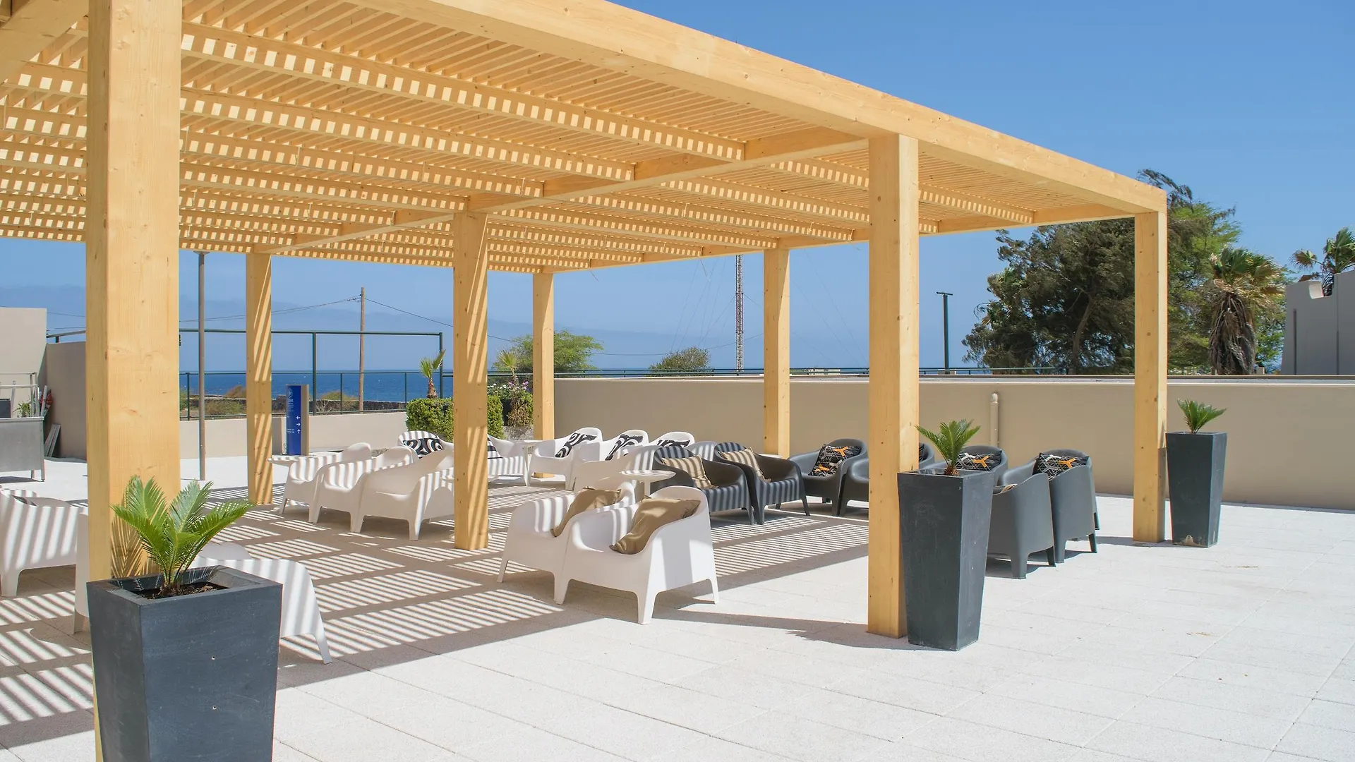 Hotel Oasis Praiamar