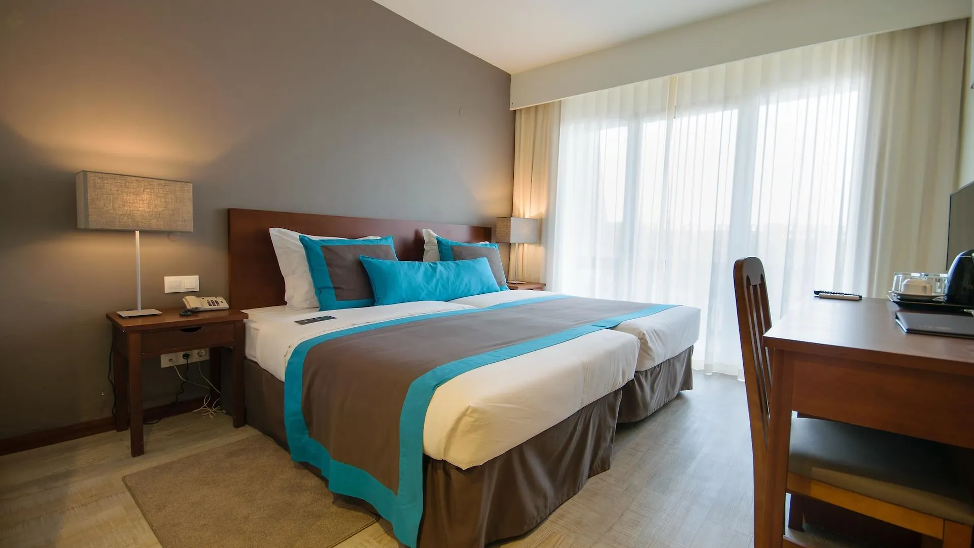 Oasis Praiamar Hotel