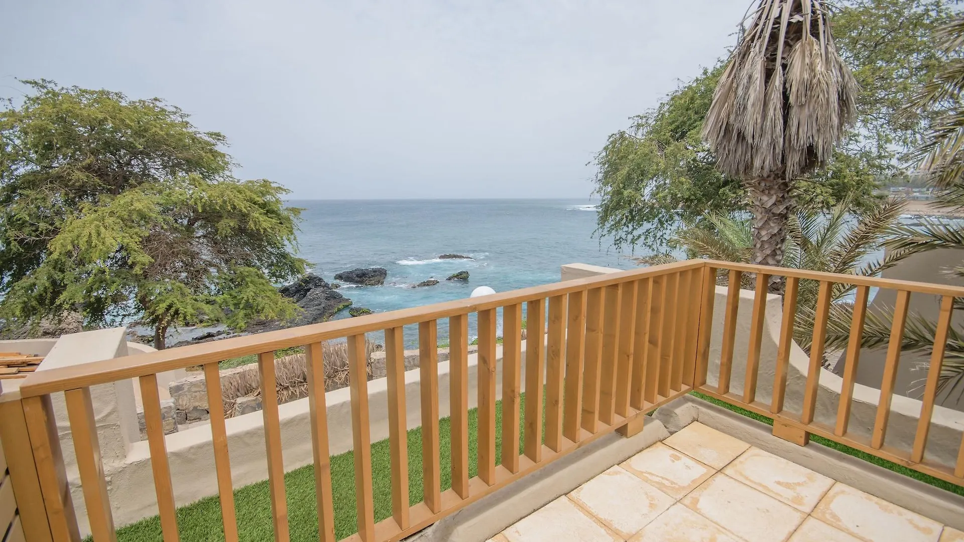 Oasis Praiamar Praia