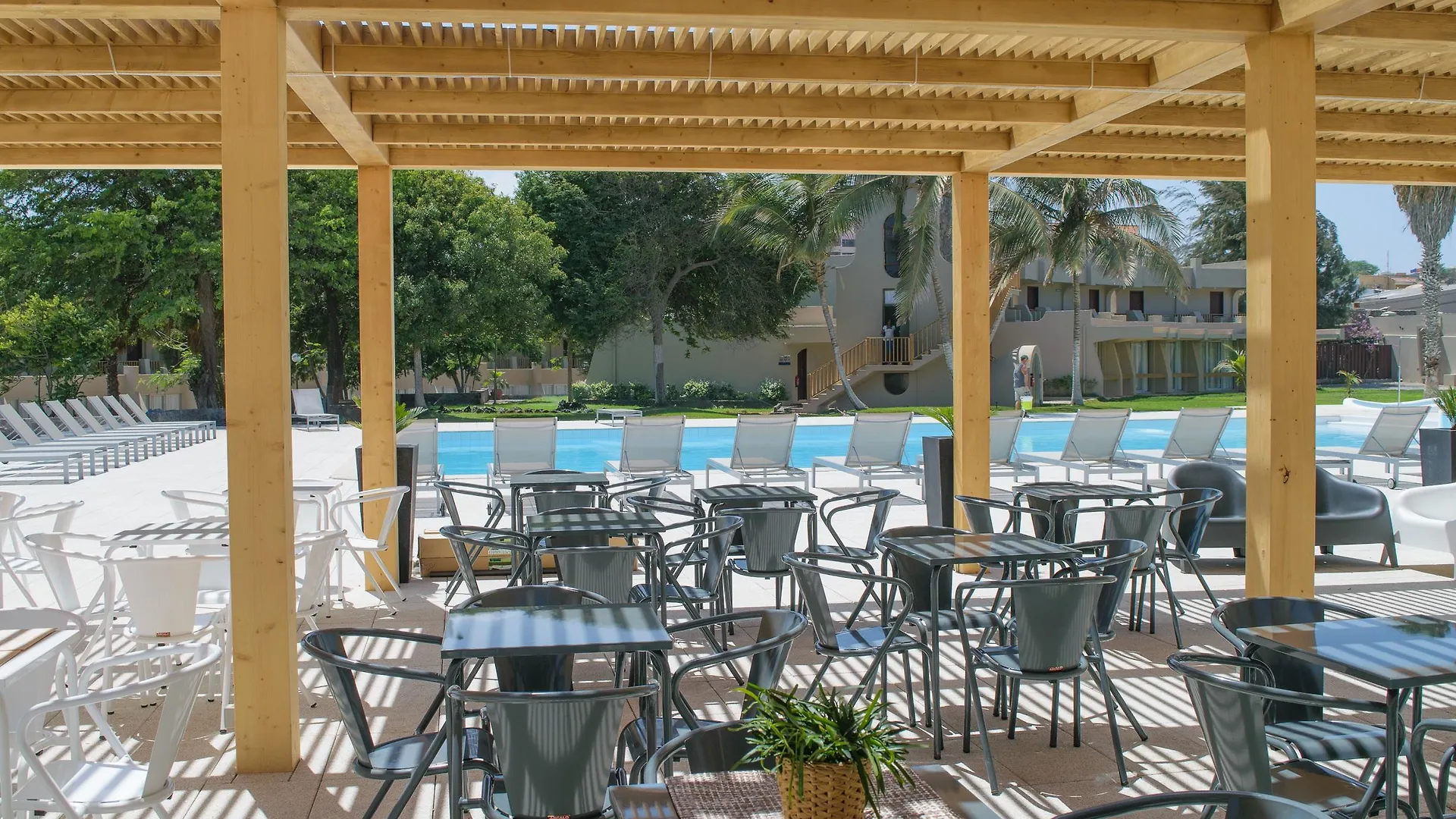 Oasis Praiamar Praia
