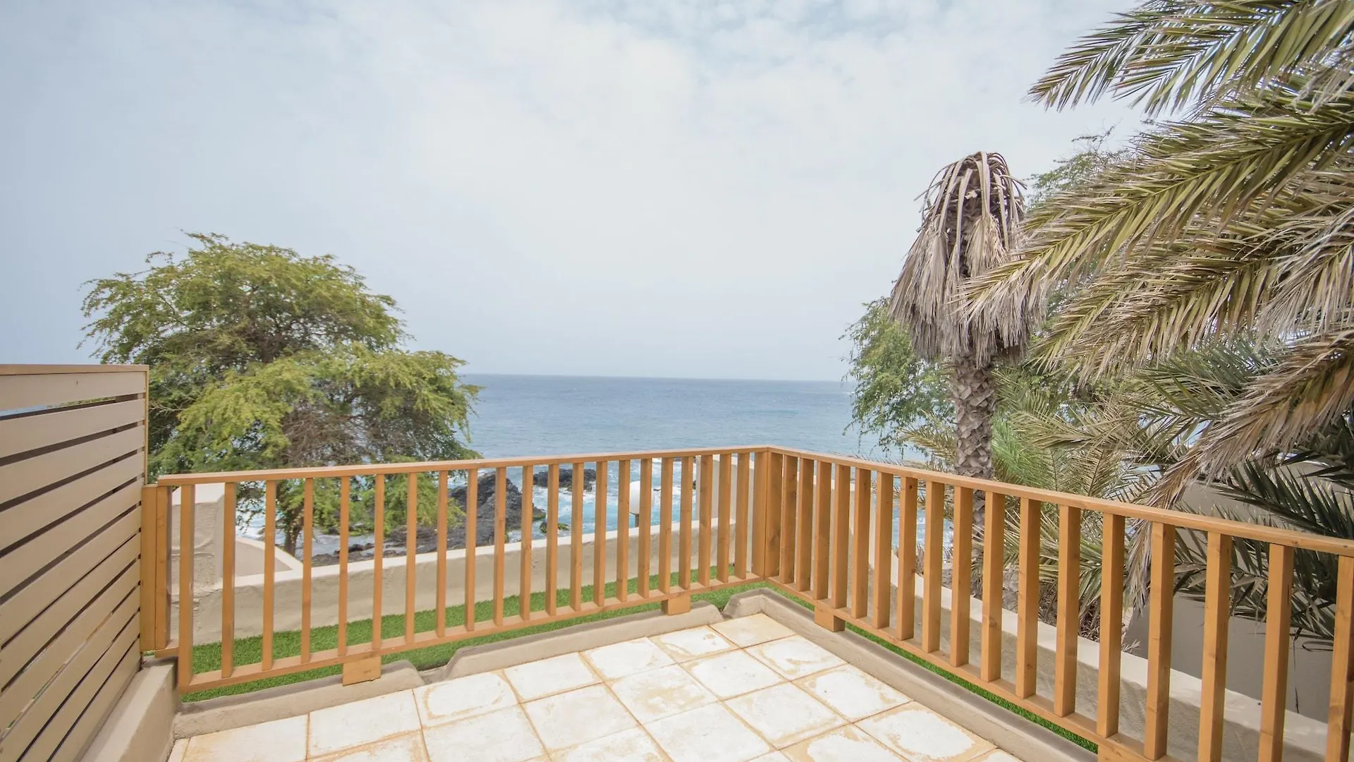 Hotel Oasis Praiamar